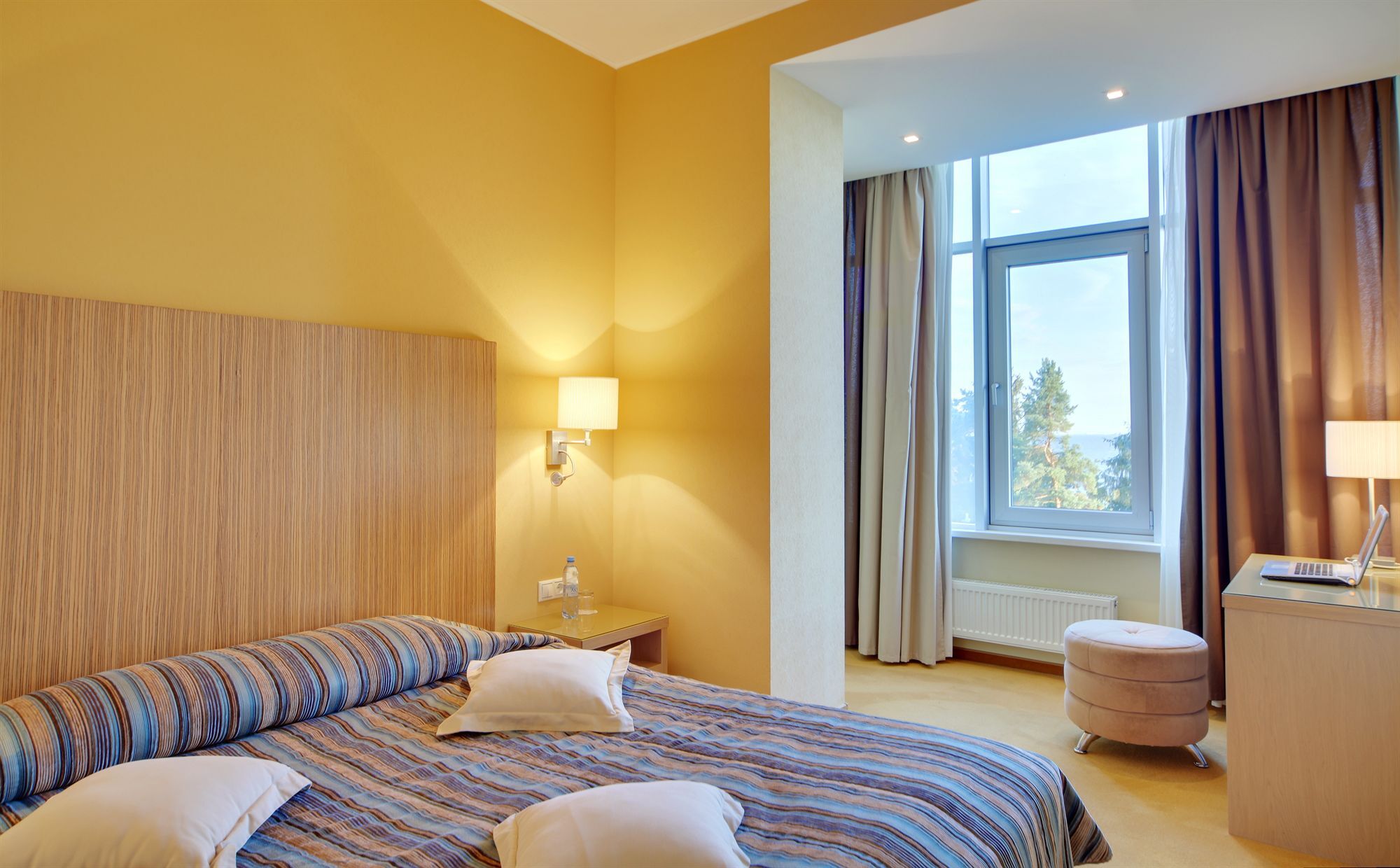 Repino Cronwell Park Hotel & Spa Екстер'єр фото